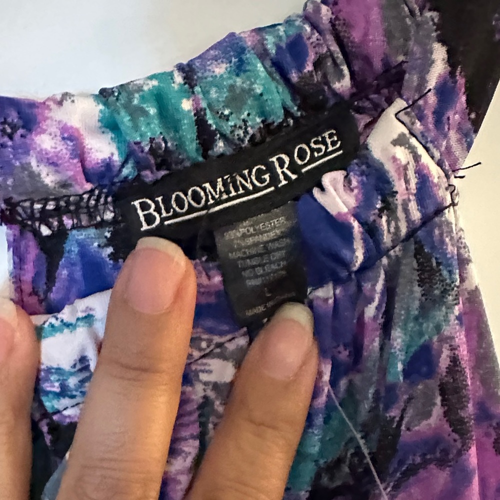 Vibrant Floral Maxi Dress in Purple and Blue - Picture 5 of 17